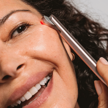 HeyWell™ - Microcurrent Facial Device